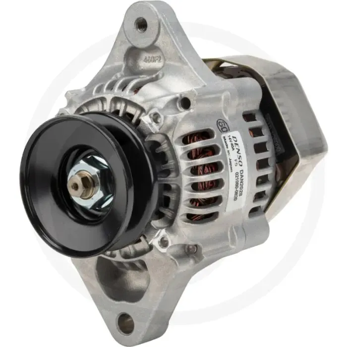 Betaalbaar Denso Dynamo 14 volt / 40 A – Poelie Ø69 mm, Draairichting ↻, Bevestiging M8