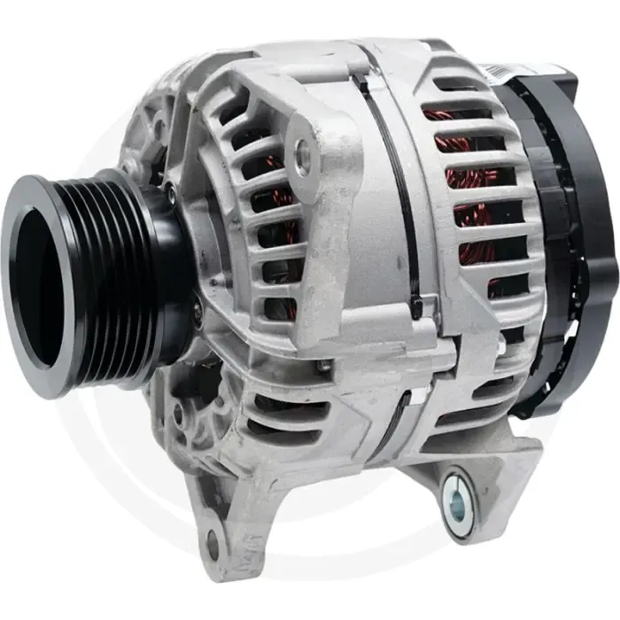 Dynamo 12 volt / 120 A – Poelie Ø68 mm, PV6, rechtsdraaiend, met interne regelaar Beperkt Aanbod