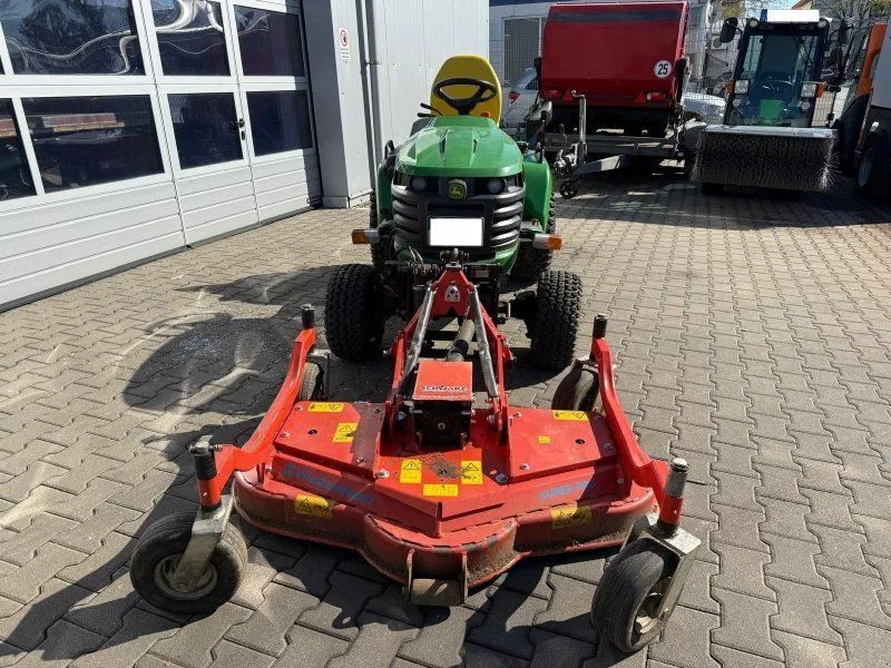 Must-Have John Deere X 758