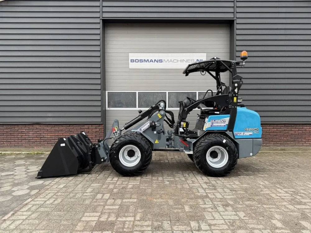 TE HUUR Giant G2500 HD X-TRA minishovel 2,5 T Finale Uitverkoop