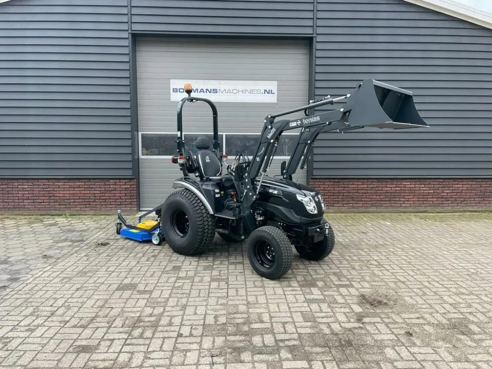 Op = Op Solis 26 HST minitractor NIEUW black edition met frontlader