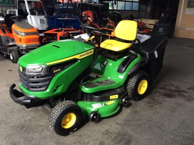 Lage Kosten John Deere X167R