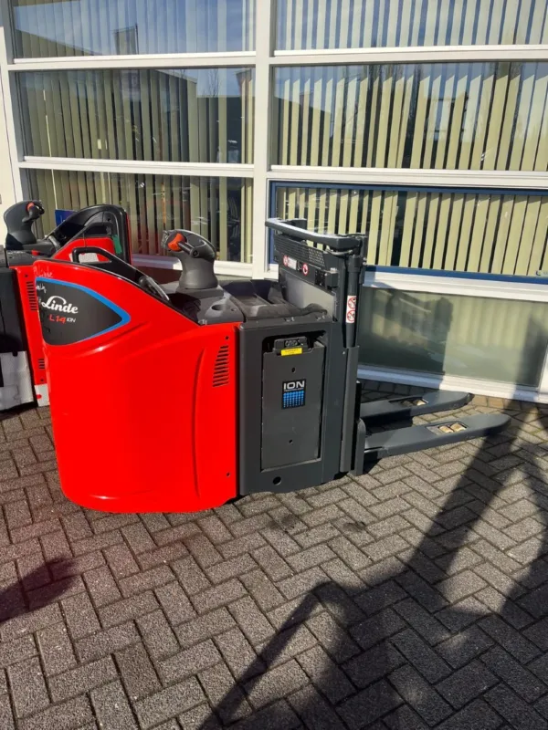 Betrouwbaar Linde stapelaar L14 SP (nieuw) met Li-ion accu