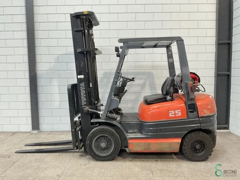 Heftrucks LPG Toyota 42 6FGF25 1995 Korting