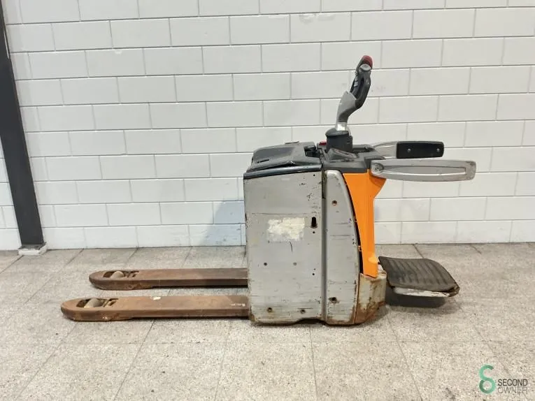 Op = Op Palletwagens Elektrisch Still EXH-SF20 2020