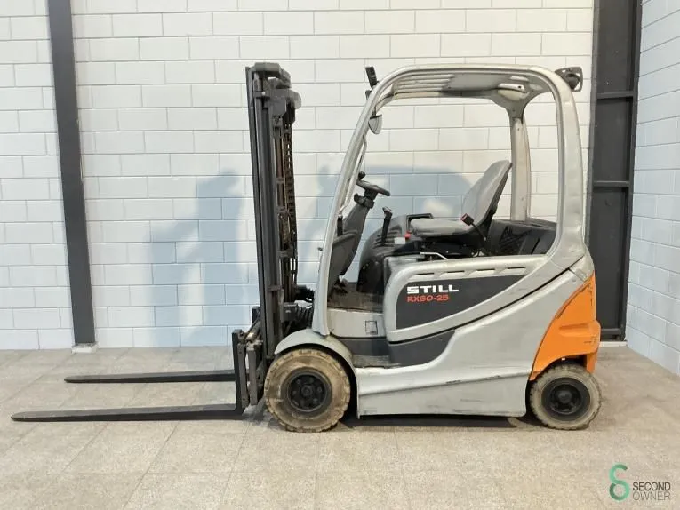 Heftrucks Elektrisch Still RX60-25 2011 Vrije-heffing Nieuw