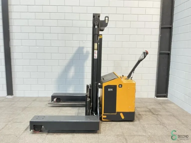 Stapelaars Elektrisch FAC 4V-XT3020 2012 4 Weg Beperkt Aanbod