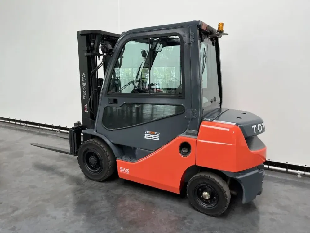 Must-Have Toyota 02-8 FDF 25