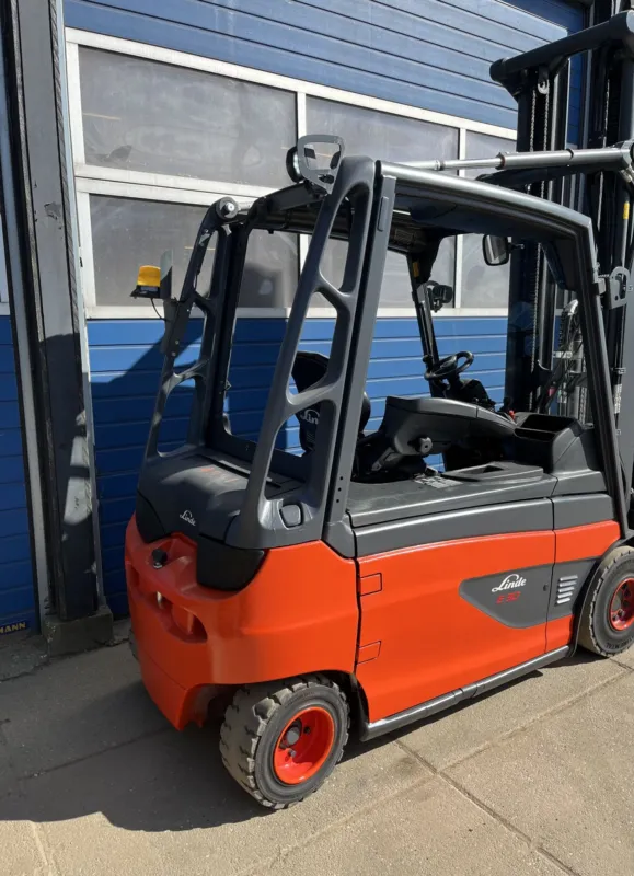 Linde E30L 2018 6455mm triplomast 5364 uur! Dagaanbieding